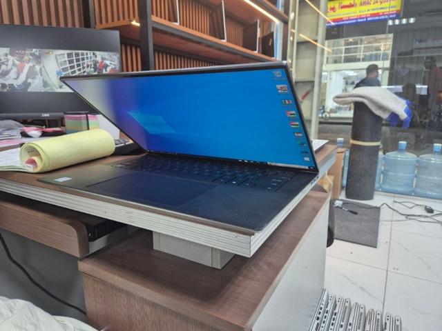 Dell precision 5560