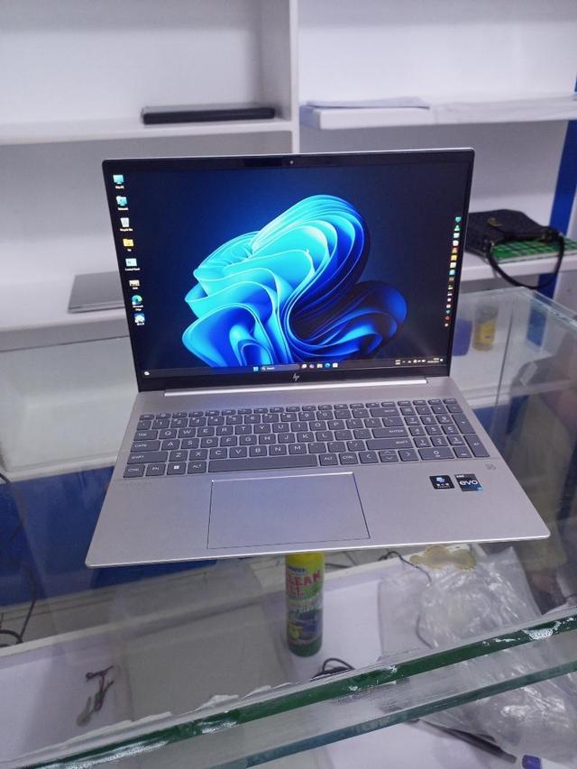 hp,pavilion plus