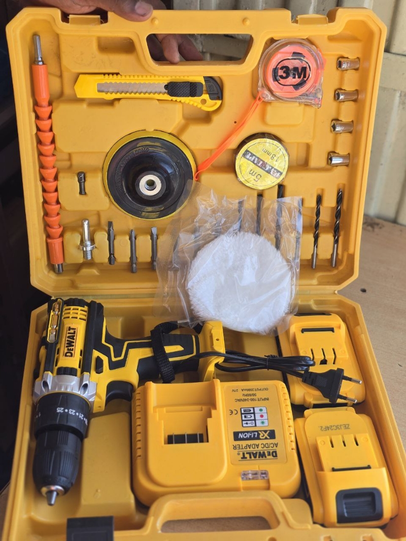 DEWALT 21V CHARGER DRILL in Lideta, Addis Ababa