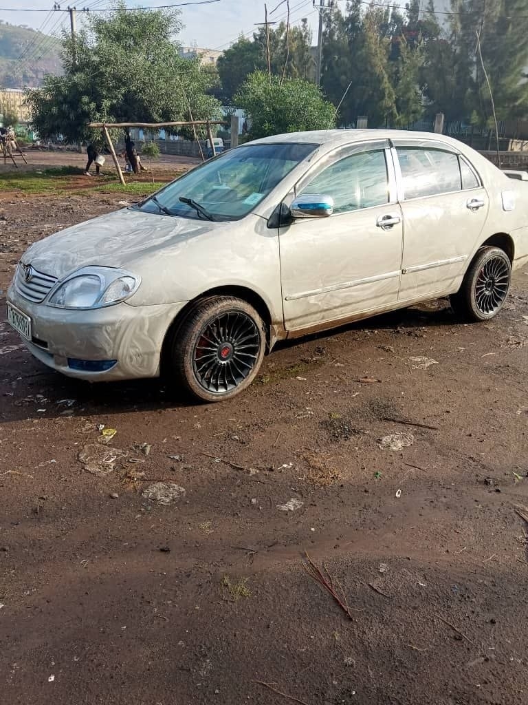Toyota Corolla 2002 Model Automatic in Lemikura, Addis Ababa