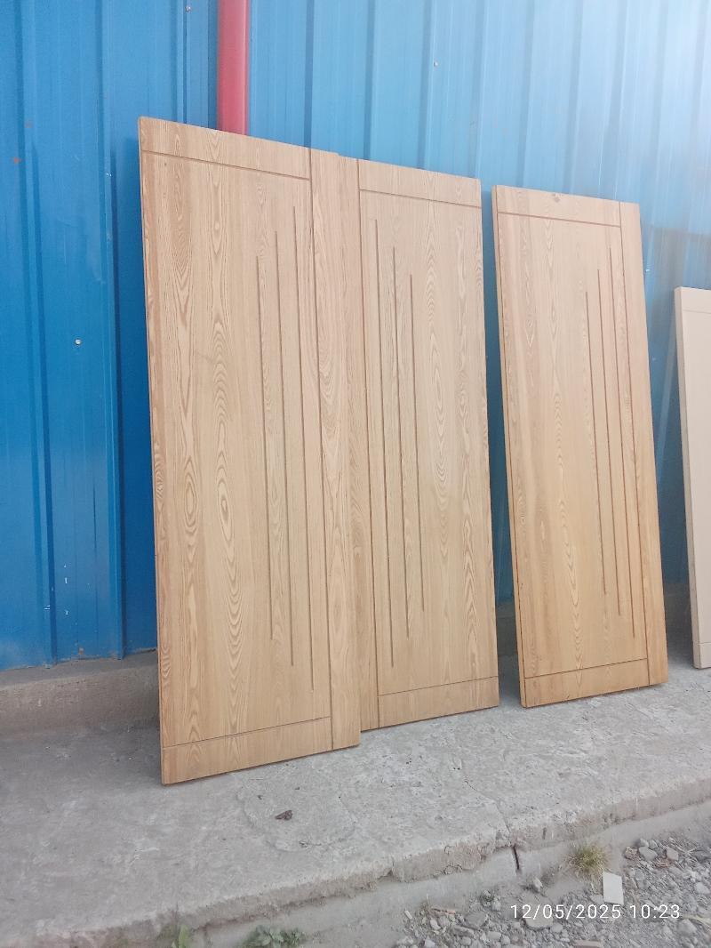 Doors for sale (የውስጥ የእንጨት በሮች) in Kirkos, Addis Ababa